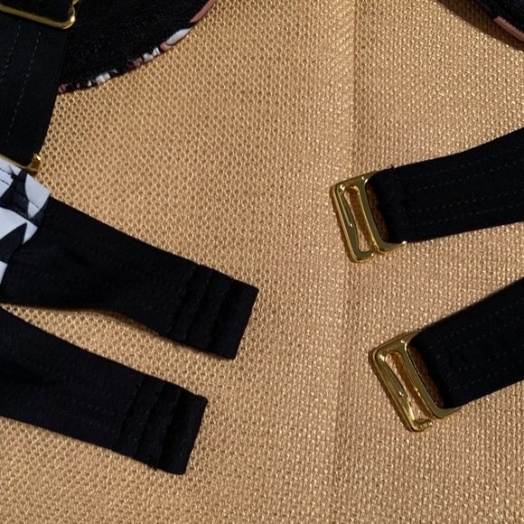 NWT Swim Sexy Bathing Suit Top Only - Picture 8 of 10